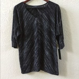 NWT Apt. 9 Black V-neck Top Size XL 3/4 Sleeve